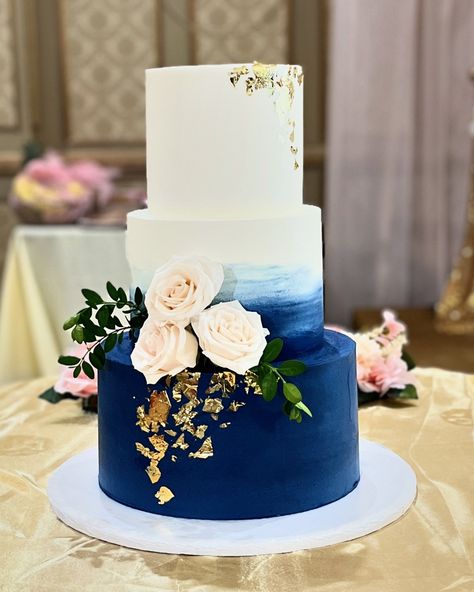 Navy and white with a touch of gold and blush…always elegant! . . . #engagementcake #njbridetobe #njbride #njbrides #njwedding #njweddings #njweddingvendors #njweddingplanner #indianwedding #indianweddingcake #egglesscakes #navyandwhite #elegantcake #elegantwedding #nycwedding #nycweddingplanner #nycbride #njbaker #ladypreneur #cakedesigner #watchungnj #summitnj #shorthillsnj Blue And Gold Two Tier Cake, Navy Gold Wedding Cake, Navy Blue And Gold Wedding Cake, Navy And Gold Wedding Cake, Wedding Cake Designs Blue, Navy Blue Wedding Cake, 18th Ideas, Wedding Cake Theme, Gold And White Cake