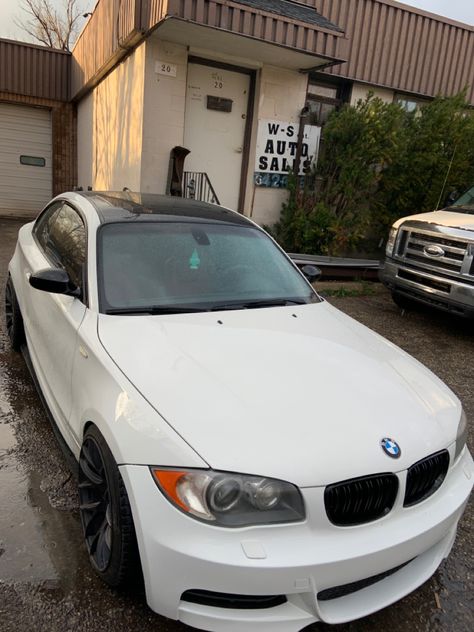 Few pictures of the 135i! #135i #bmw #coupe #manual #n54 128i Bmw, 135i Bmw, Bmw 128i Coupe, Bmw 330ci Coupe, 2011 Bmw 328i, Bmw E9 3.0 Csi, Bmw, Cars