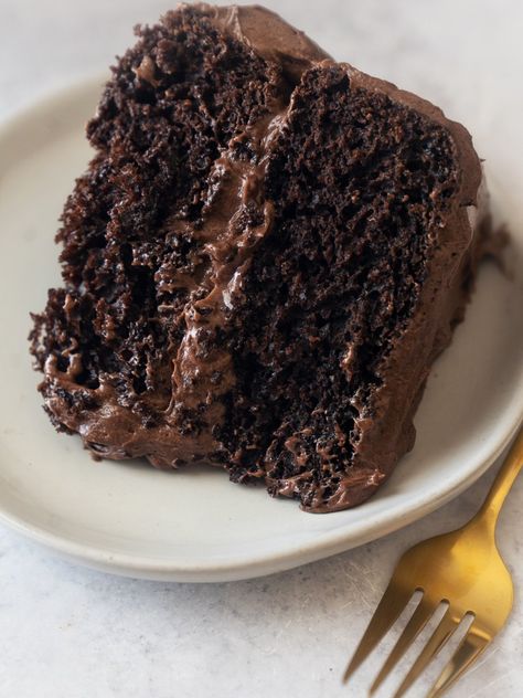 Easy Chocolate Cake Recipe - Coop Can Cook Ms Trunchbull, Coop Can Cook, Easy Chocolate Cake Recipe, Abdominal Workout, Fudgy Brownie Recipe, Chocolate Cream Cheese Frosting, Chocolate Cake Recipe Easy, Easy Chocolate Cake, Chocolate Cream Cheese