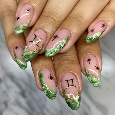 Nails Gemini, Gemini Nails, Zodiac Nail Designs, About Gemini, College Nails, Fresh Hairstyles, Pride Nails, Nails Birthday, Birthday Nail