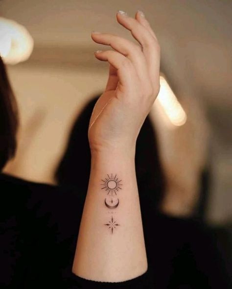 Sun Tattoo Design, Darkside Tattoo, Side Arm Tattoos, Luna Tattoo, Side Wrist Tattoos, Tattoos Hand, Sun Tattoo Designs, Matching Best Friend Tattoos, Skeleton Hand Tattoo