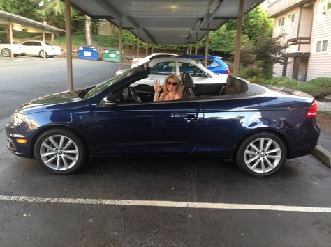 My new car!! Midnight blue metallic Volkswagen Eos Driving In Convertible Aesthetic, Volkswagen Beetle Convertible Aesthetic, Volkswagen Eos Convertible, Eos Volkswagen, Volts Wagon Beetle Convertible, 2013 Volkswagen Beetle Convertible, Red Mustang, Volkswagen Eos, Normal Cars