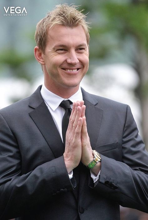 Vega Entertainment Wishes a Very Happy Birthday to Cricketer #BrettLee @BrettLee_58 #Brett #Lee #Cricketer #Birthday #November08 #Vega #Entertainment #Vegaentertainment Cricket Images, Brett Lee, Fruit Health, Vegas Birthday, Fruit Health Benefits, World Cricket, Daughter Love Quotes, Village House, Village House Design