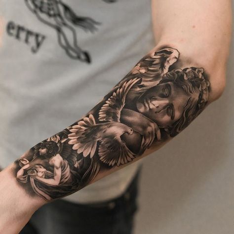 Cool Little Tattoos, Angel Sleeve Tattoo, Mens Body Tattoos, Gotik Tattoo, Memorial Tattoo Ideas, Arm Tattoos For Guys Forearm, Heaven Tattoos, Hand Tattoos For Girls, Men Tattoos Arm Sleeve