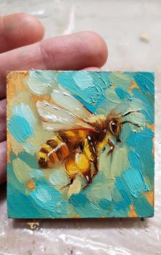 Arte Indie, Bee Painting, Small Canvas Art, Bee Art, Aesthetic Painting, Mini Canvas Art, Art Painting Acrylic, Painting Art Projects, Mini Paintings