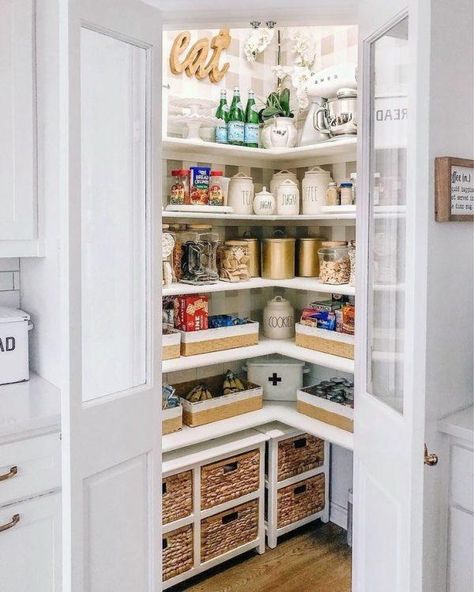 kitchen pantry ideas for small spaces Shelving Inspiration, Corner Pantry Organization, Desain Pantry Dapur, Corner Kitchen Pantry, Modern Pantry, Kitchen Shelves Organization, Corner Pantry, Pantry Remodel, Desain Pantry