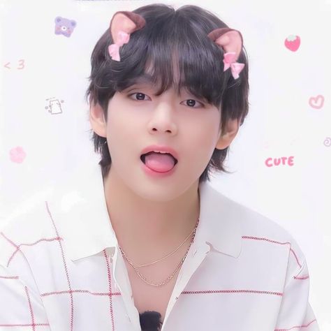 Taehyung Cute Photos, V Cute Photos, Cute Astethic, Taehyung Cute Pics, Taetae Cute, Soft Taehyung, Tae Cute, Cute Taehyung, Taehyung Cute