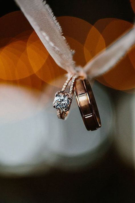 Engagement Ring Photography, Industrial Wedding Inspiration, Wedding Ring Photography, Shiny Happy People, Wedding Ring Shots, Wedding Ring Pictures, Ring Photography, Photo Ring, Stunning Diamond Rings