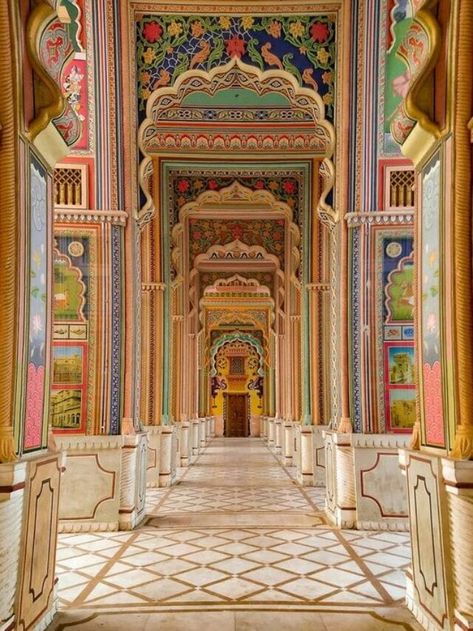 Jaipur Buildings Architecture, India Architecture Photography, Indian Style Architecture, Indian Buildings Architecture, Indian Gates Design, Patrika Gate Jaipur Photography, Traditional Indian Architecture, Modern Indian Architecture, Indian Architecture Photography