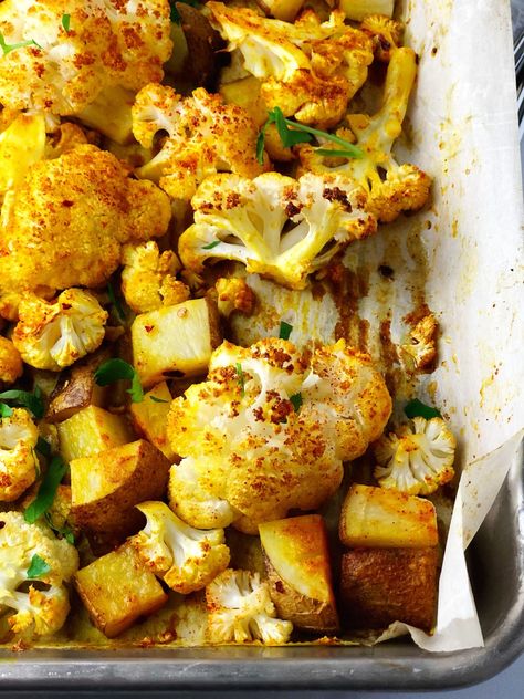 Roasted Cauliflower and Potatoes with Cumin and Turmeric • Keeping It Simple Blog Cauliflower Potatoes, Healthy Side Dish, Roasted Vegetable Recipes, Carrots And Potatoes, Healthy Side, Potato Side Dishes, Quick Meal, Keeping It Simple, Veggie Side Dishes