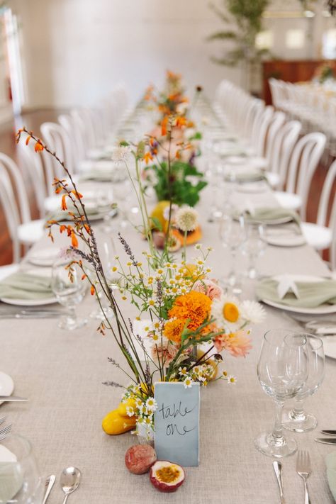 Orange Poppy Wedding, California Poppy Wedding Decor, Orange Floral Centerpiece Wedding, Orange And White Floral Centerpiece, Orange Floral Tablescape, Anemone Wedding, Wedding Lunch, Modern Centerpieces, White Wedding Theme