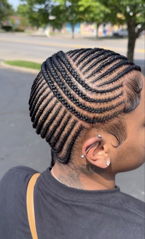 Design Scalp Braids, Lemonade Braids With Design On The Side, Lemonade Braids With Color, Freestyle Lemonade Braids, Medium Lemonade Braids, Latest Braided Hairstyles, Latest Hair Braids, Feed Ins, Lemonade Braids Hairstyles