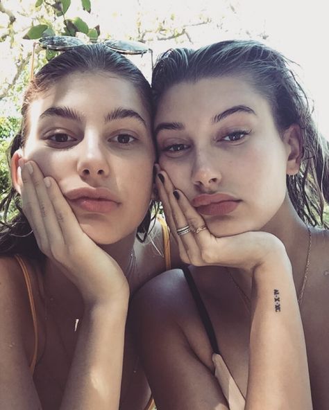 Hailey Baldwin Tattoo, Camila Morrone, Cute Tiny Tattoos, Back Tattoo Women, Dainty Tattoos, Celebrity Tattoos, Hailey Baldwin, Tattoo Placement, Sleeve Tattoo