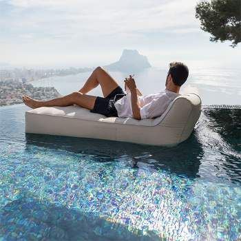 The California Sun Cucciolo Luxury Inflatable Fabric Sun Lounger Pool Float Chaise is an oversized soft inflatable cushioned pool floating island designed to make you feel like you are floating on water. Each lounger is made of 2 separate inflatable PVC supports. Includes both the inner ring and seat wrapped in removable weather-resistant olefin fabric designed for outdoor use. Perfect for lounging both in the pool or poolside. This "water bed" is designed of new age materials and inflates in mi Summer Pool Floats, Luxury Pool Floats, Poolside Lounge Chairs, Boat Aesthetic, Poolside Lounge, Swim Float, Swimming Pool Floats, Play Structures, Pool Chairs