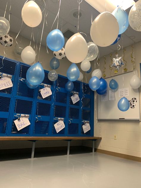 Locker Room Decorations Soccer, Soccer Locker Room Decorations, Senior Night Locker Room Decorations, Basketball Locker Room Decorations, Senior Night Locker Decorations, Senior Locker Decorations Ideas, Volleyball Celebration, Volleyball Locker Decorations Ideas, Locker Decorations For Sports