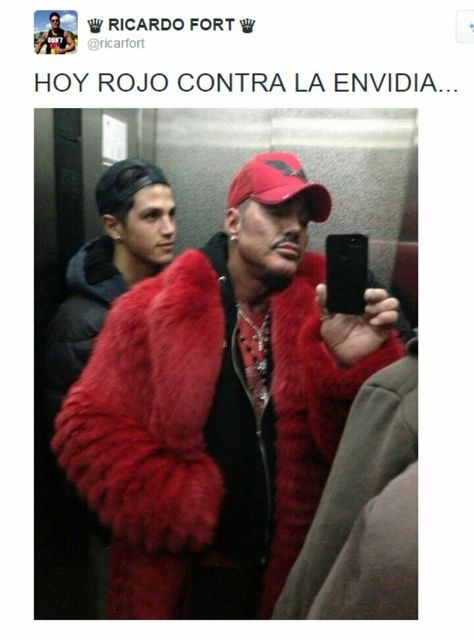 hoy rojo contra la envidia... Ricky Fort, Ricardo Fort, Infp T, Silly Me, Best Memes, Funny Laugh, My Vibe, Reaction Pictures, Mood Pics