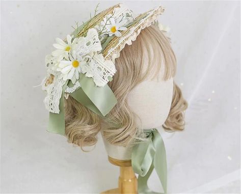 Cottagecore Hairstyles, Cottagecore Hat, Topi Vintage, Cottagecore Spring, Princesa Sophia, Kawaii Hat, Pastel Goth Outfits, Lace Bonnet, Fairytale Fashion