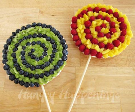 Fruit Cookie "Lollipops" Candy Land Party Favors, Candyland Cupcake Ideas, Chocolate Factory Party, Wonka Party, Lollipop Birthday, Willy Wonka Party, Candy Theme Birthday Party, Candy Themed Party, Lollipop Party