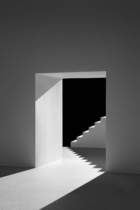 Light and Shadow – Minimalissimo Minimalist Photography, Shadow Architecture, Light And Shadow Photography, Paper Structure, Fotografi Urban, Minimal Photography, Shadow Photography, Still Life Photographers, Architectural Photography