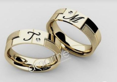 Trendy Engagement Rings, Wedding Rings Sets His And Hers, Couple Ring Design, Wedding Rings Art, Engagement Rings Couple, Promise Rings For Couples, Couples Ring Set, Couple Wedding Rings, Mens Gold Rings