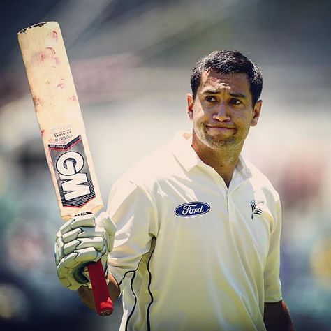 A remarkable performance from Ross Taylor. His 290 is the highest Test score by a touring player in Australia! #AUSvNZ Ross Taylor, Test Score, Australian Summer, Tourist Attraction, Australia