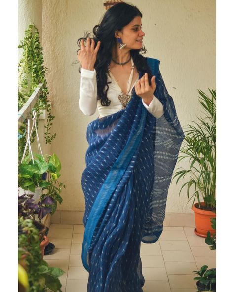 Dailywear saree for day to day wear and casual days. To see more details click on the image above. Chakori Ethnic, Digital Print Saree, Saree Blouse Styles, Cotton Saree Blouse Designs, Simple Saree Designs, Kota Silk Saree, Indian Sari Dress, Gaun Fashion, Indian Saree Blouses Designs