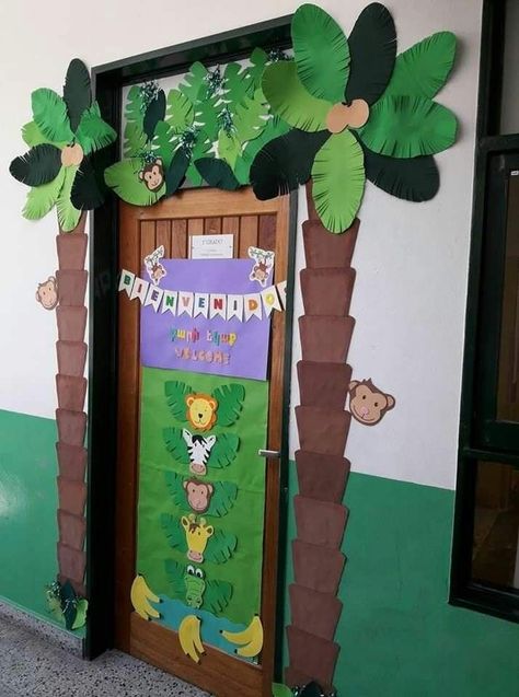 Jungle Classroom Door, Jungle Theme Classroom Decorations, Rainforest Classroom, Safari Theme Classroom, Jungle Crafts, Jungle Theme Classroom, Jungle Decorations, Deco Jungle, Jungle Theme Birthday