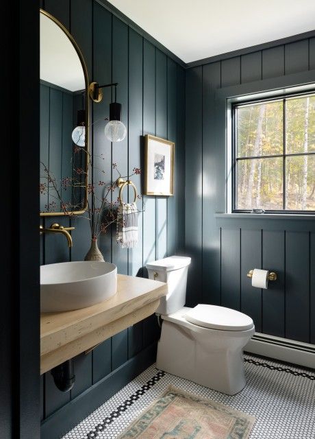 Moody Kids Bathroom, Colour Drench Bathroom, Boys Bathroom Ideas Teenagers, Boy Bathroom Ideas, Boy Bathroom, Bathroom Downstairs, Bathroom Oasis, Boys Bathroom