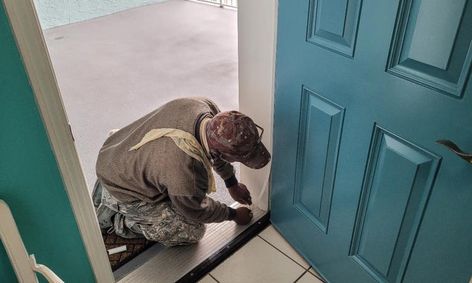 Here's how to replace weather stripping like a pro Paint Your Front Door, Replacing Front Door, Modern Entry Door, Door Weather Stripping, Leftover Paint, Cold Prevention, Household Cleaner, Paint Strokes, Cold Temperature