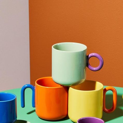 Mug Shapes Ceramics, Colorful Ceramic Mugs, Ceramic Mug Shapes, Cafe Merchandise, Colorful Cups, Ceramic Accessories, Creative Mugs, Colorful Mugs, Analogous Color Scheme