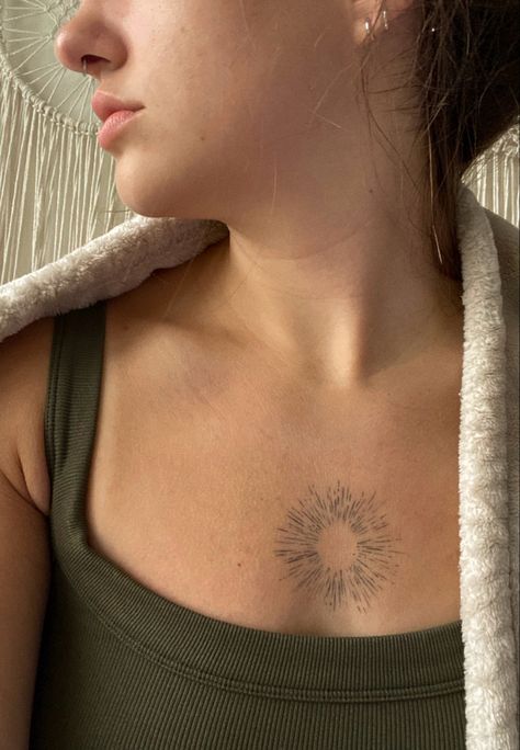 Sun On Chest Tattoo, Fineline Chest Tattoo, Chest Sun Tattoo, Sun Chest Tattoo Female, Minimal Chest Tattoo, Sun And Moon Chest Tattoo, Star Burst Tattoo, Sun Tattoo Chest, Sun Burst Tattoo