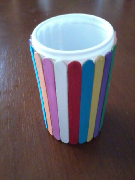 My mom tought me how to do this:  Pencil Holder  1. Color popsicle sticks  (paint, sharpie, marker, ect.) I used paint.  2. Hot glue back of popsicle sticks and attach to container relatively the same size as the popsicle sticks.  Ta-Da! It was really easy.  Apparently This is what they had students make and use during school a long time ago Stick Crafts, Sharpie Marker, Tin Cans, Popsicle Sticks, Class Ideas, Pencil Holder, Tin Can, Long Time Ago, Craft Stick Crafts