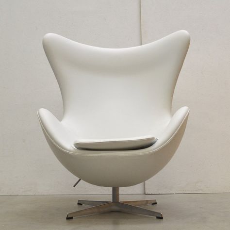 For sale: Egg lounge chair by Arne Jacobsen for Fritz Hansen, 1990s | #vntg #vintage Egg Chair Arne Jacobsen, Arne Jacobsen, Fritz Hansen, Egg Chair, Lounge Chair, Egg, Lounge, For Sale, Furniture