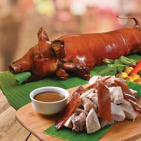 Lechon Baboy Filipino Food, Lechon Baboy, Filipino Food Party, Filipino Foods, Philippines Food, Pig Roast, Easy Chinese Recipes, Best Street Food, Negril