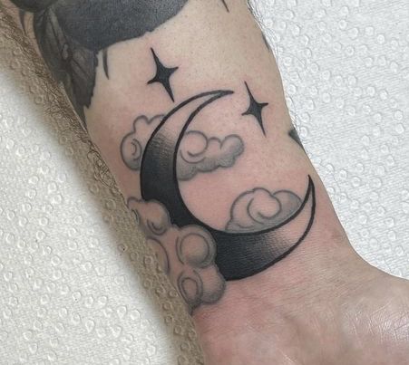 Victorian Tattoo, Punk Tattoos, Luna Tattoo, Goth Tattoo, Taurus Tattoos, Black Ink Tattoos, Tattoo Design Drawings, Piercing Tattoo, Tattoo Stencils