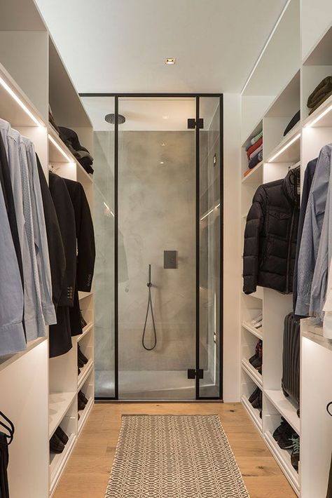 Beautiful Walk In Shower Designs That Could and Should Inspire You Walk In Closet With Bathroom, Closet With Bathroom, Walking Closet, Closet And Bathroom, Walk In Closet Design, Wardrobe Room, Bathroom Closet, Wall Closet, Closet Decor