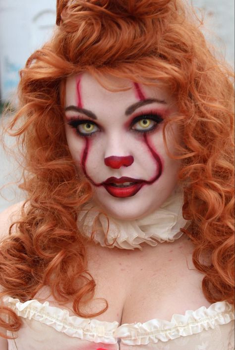 Pennywise female cosplay #halloween #IT #pennywise #femalecosplay #PENNYWISEMAKEUP It Female Costume, Plus Size Pennywise Costume, It Female Clown Costume, Penny Wise Costume Women Makeup, Pennywise Cosplay Female, Womens It Costume, Pennywise Female Costume, It Makeup Clown Pennywise, Penny Wise Makeup Girl