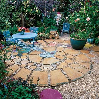 Must See Outdoor Landscape Mosaic Ideas - Mozaico Blog Diy Patio Ideas, Landscape Mosaic, Circular Patio, Small Outdoor Patios, Patio Layout, Patio Projects, Budget Patio, Beautiful Patios, Brick Patios