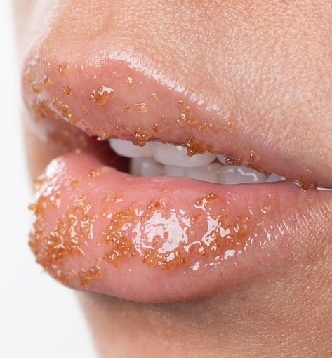 Healthy Lip Care Routine Add a DIY lip scrub and lip balm to your routine for soft, kissable lips Lip Scrub Photography Ideas, Moisturized Lips Aesthetic, Lip Scrub Aesthetic, Lip Exfoliant, Lip Scrub Product Photography, Simple Lip Scrub, Lip Routine, Lips Balm, Diy Lip Scrub