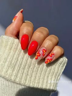 Short Nail Designs Glitter, Red Orange Nails, Red Summer Nails, Bright Summer Acrylic Nails, Bright Red Nails, Orange Nail Designs, Summer Nail Designs, Bright Summer Nails, Simple Acrylic Nails