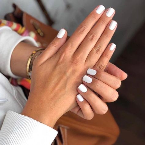 White Shellac Nails, Nail Art Blanc, White Shellac, Manicure Shellac, Stars Nails, White Gel Nails, Manikur Kuku, Shellac Manicure, White Manicure