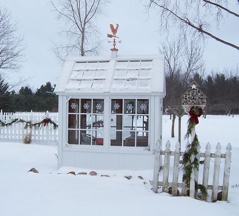 Greenhouse From Old Windows, Old Window Greenhouse, Window Greenhouse, Small Garden Shed, Greenhouse Shed, Greenhouse Ideas, Greenhouse Plans, Potting Sheds, Diy Greenhouse