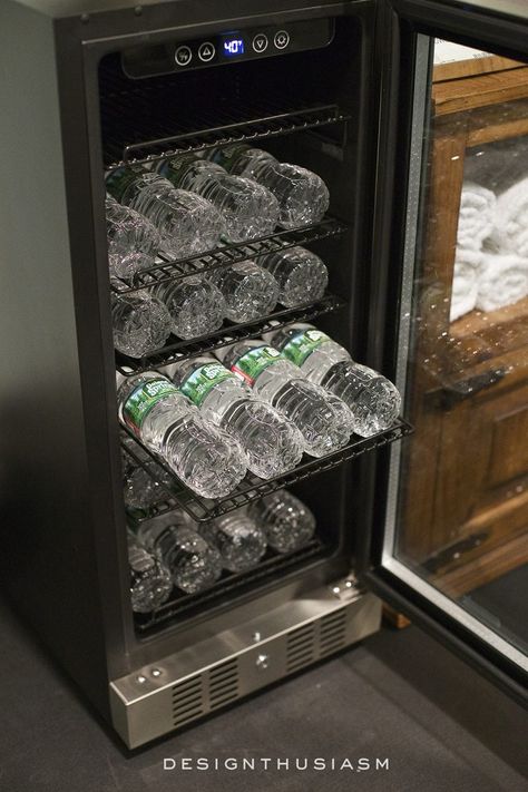 Gym Drink Station, Gym Shed, Dream Home Gym, Dream Gym, Luxury Gym, Workout Room Home, Home Gym Garage, Mini Gym, Diy Home Gym