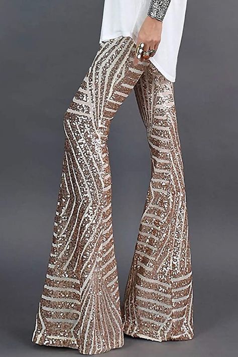 20 Stylish, Budget New Year's Eve Outfits - What to Wear NYE for Cheap Sequin Wide Leg Pants, Look Disco, Sequin Pant, Casual Summer Pants, Trendy Pants, Estilo Hippie, Sequin Pants, Mode Boho, Festival Looks