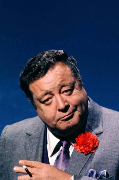 "How sweet it is!" Remembering Jackie Gleason (2/26/16 - 6/24/87) The beloved Golden Globe & Oscar nominated Actor, Comedian & Musician for the CBS TV Musical Comedy, The Jackie Gleason Show (1969) Jackie Gleason, Proverbs 17, Tv Musical, Musical Comedy, Golden Globe, Editorial News, Memory Lane, Good Old, Proverbs