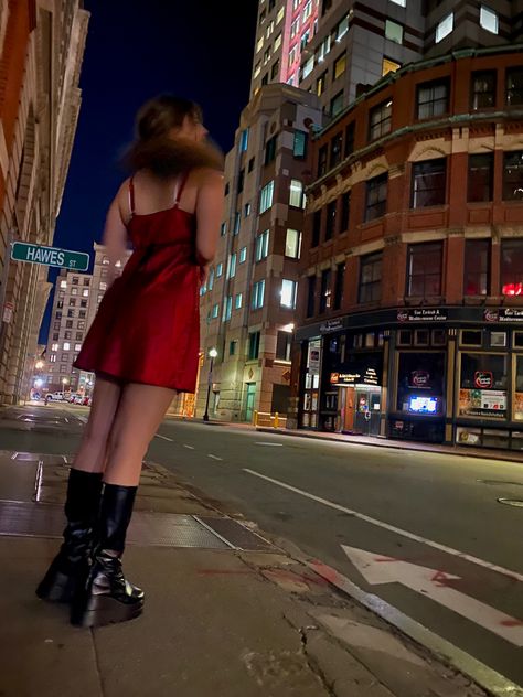 Night Red Dress, Night Out Vibes, Blurry City, Night Time Aesthetic, Time Aesthetic, Boston City, Dress Night Out, Dress Night, Aesthetic Dress