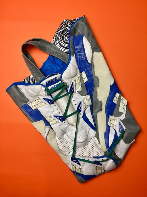 Old Shoes Upcycle, Upcycled Sneakers, Reuse Fashion, Reworked Bag, Bethany Williams, Recycled Shoes, Handbags Handmade, Ballet Bag, Upcycled Bag