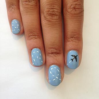 Aeroplane mani design Airplane Nails, Snake Skin Nails, Nagel Stamping, Uñas Ideas, Pedi Ideas, Maroon Nails, Subtle Nails, Plaid Nails, Short Nails Art