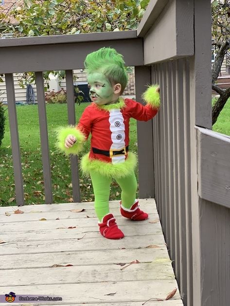 The Grinch Baby Costume - Halloween Costume Contest Grinch Costume Toddler, Dino Halloween Costumes, One Year Old Boy Halloween Costume Ideas, Toddler Grinch Costume, Grinch Costume For Kids Diy, Baby Grinch Photoshoot, Toddler Boy Costume Ideas, Toddler Boy Halloween Costumes Diy, Baby Grinch Costume