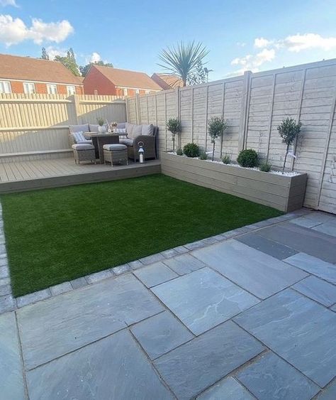 Classy small Garden with sleek lines and simple designs to make it a great space for you and visitors Small Backyard Garden Design, Small Garden Landscape, Modern Backyard Landscaping, Back Garden Design, Budget Garden, Small Backyard Gardens, Backyard Pools, Patio Garden Design, Garden Makeover